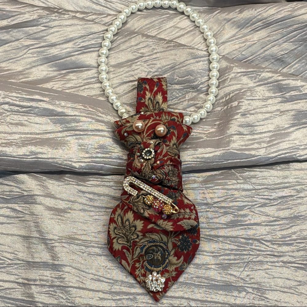 Red Floral Necktie Necklace with Pearls